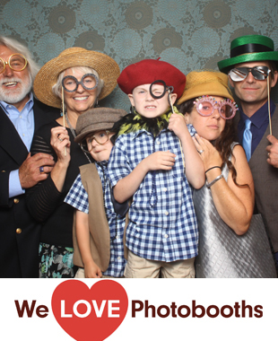 The Old Bermuda Inn Photo Booth Image