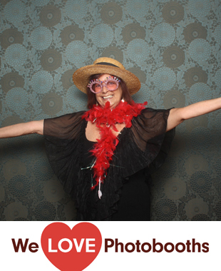 The Old Bermuda Inn Photo Booth Image