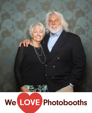 The Old Bermuda Inn Photo Booth Image