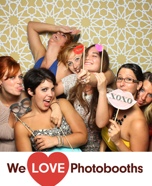 The Three Village Inn Photo Booth Image