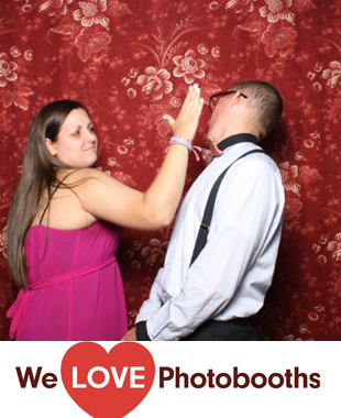 Barn on Bridge Photo Booth Image