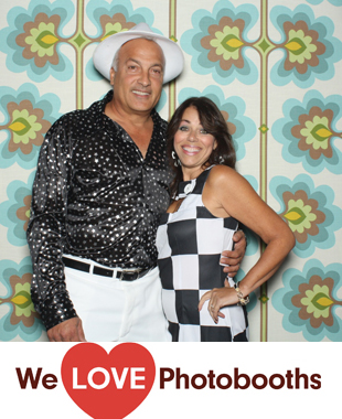 The Raven and the Peach Photo Booth Image