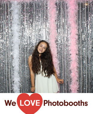 Bistro Chat Noir Photo Booth Image