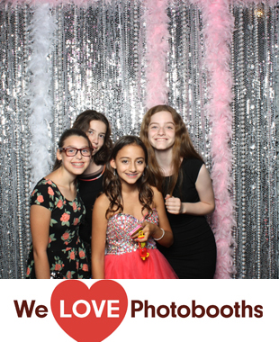 Bistro Chat Noir Photo Booth Image