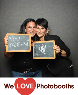 Honu Kitchen & Cocktails Photo Booth Image
