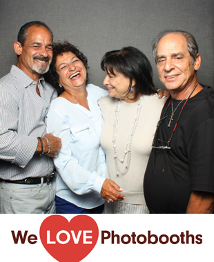 Honu Kitchen & Cocktails Photo Booth Image
