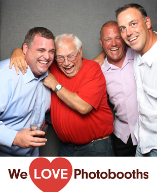 Honu Kitchen & Cocktails Photo Booth Image