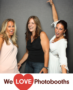 Honu Kitchen & Cocktails Photo Booth Image