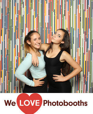 Oak Hills Restaurant on the Green Photo Booth Image