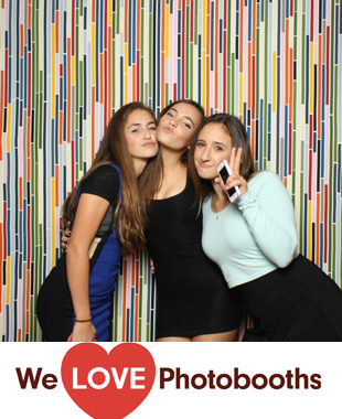 Oak Hills Restaurant on the Green Photo Booth Image