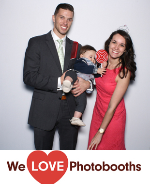 The Roxbury Barn Photo Booth Image