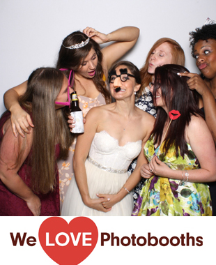 The Roxbury Barn Photo Booth Image