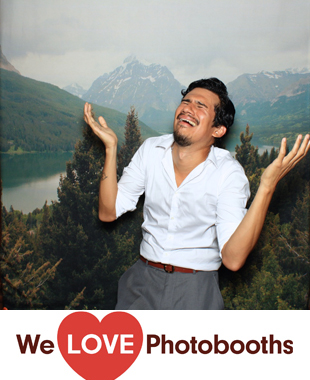 The Roxbury Barn Photo Booth Image