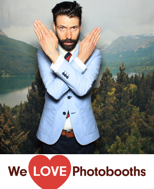 The Roxbury Barn Photo Booth Image
