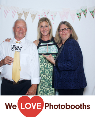 Cairnwood Estate Photo Booth Image