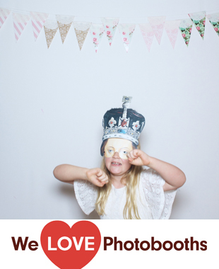 Cairnwood Estate Photo Booth Image