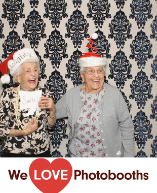 Atria on Roslyn Harbor Photo Booth Image
