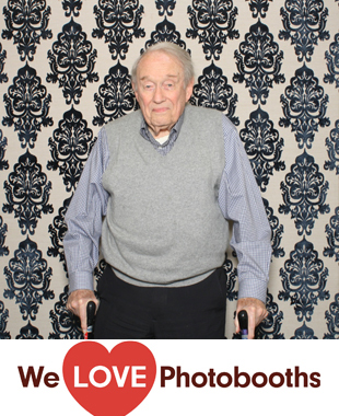 Atria on Roslyn Harbor Photo Booth Image