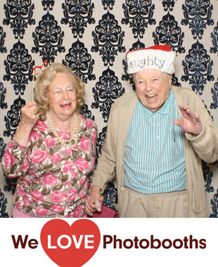 Atria on Roslyn Harbor Photo Booth Image