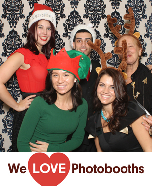 Atria on Roslyn Harbor Photo Booth Image