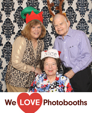 Atria on Roslyn Harbor Photo Booth Image