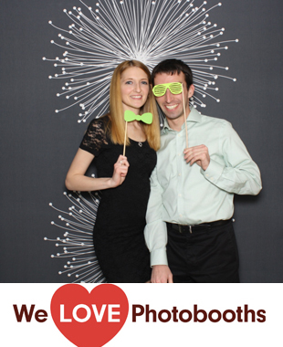 Ariana's of New Dorp Photo Booth Image