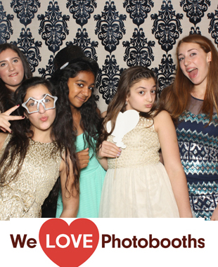 Crest Hollow Country Club Photo Booth Image