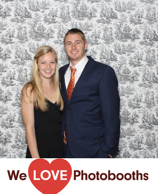 Water's Edge Photo Booth Image