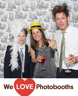 Water's Edge Photo Booth Image