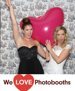 Water's Edge Photo Booth Image