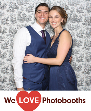 Water's Edge Photo Booth Image