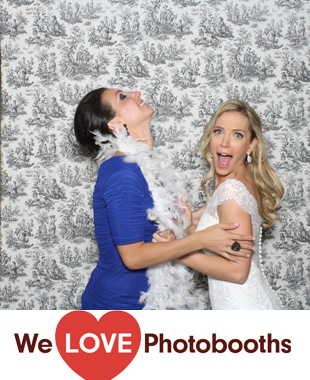 Water's Edge Photo Booth Image