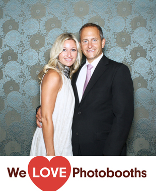 The Royalton Mansion at the Roslyn Country Club Photo Booth Image