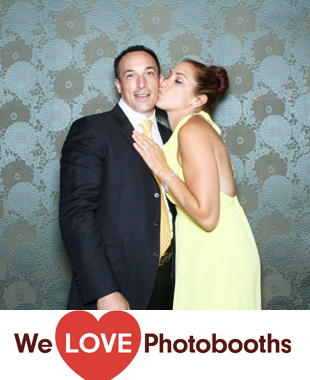 The Royalton Mansion at the Roslyn Country Club Photo Booth Image
