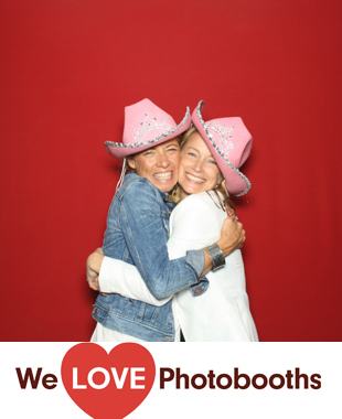 WEE BURN BEACH CLUB Photo Booth Image