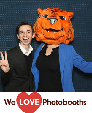 Dubinsky Building (8th floor) Fashion Institute of Technology Photo Booth Image