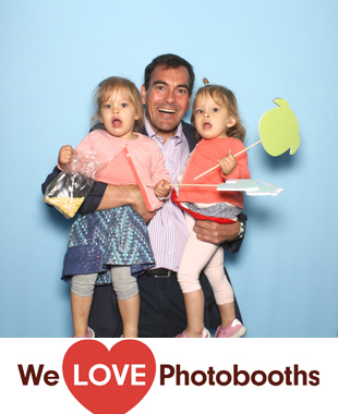 The Victorian Gardens at Central Park Photo Booth Image