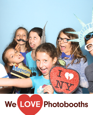 The Victorian Gardens at Central Park Photo Booth Image