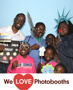 The Victorian Gardens at Central Park Photo Booth Image