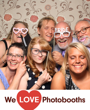 The Inn at Millrace Pond Photo Booth Image