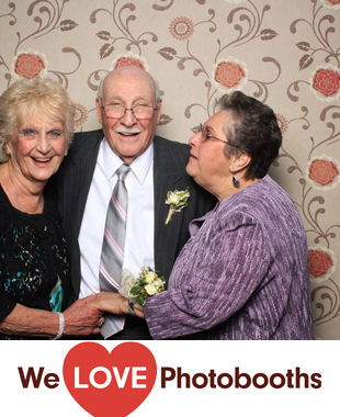The Inn at Millrace Pond Photo Booth Image