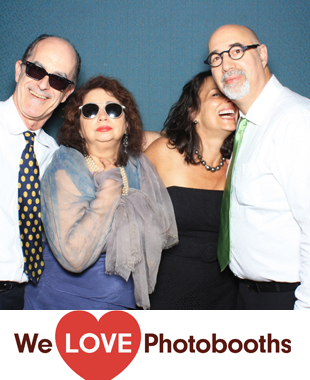 The Barns at Wesleyan Hill Photo Booth Image