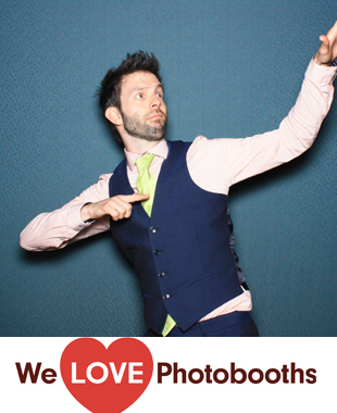 The Barns at Wesleyan Hill Photo Booth Image