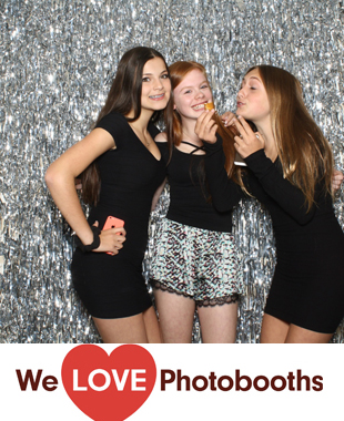 Maplewood Club Photo Booth Image