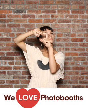 The Roundhouse at Beacon Falls Photo Booth Image