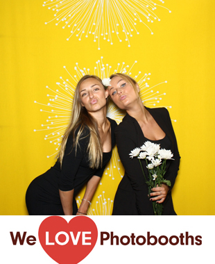 Upstairs at The Kimberly Hotel Photo Booth Image