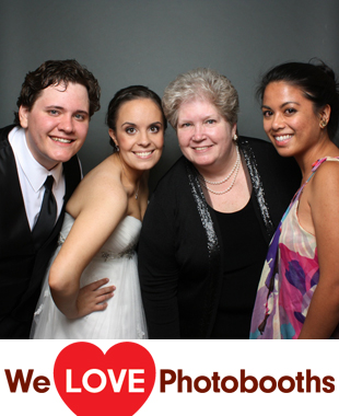 Wadsworth Mansion at Long Hill Estate Photo Booth Image