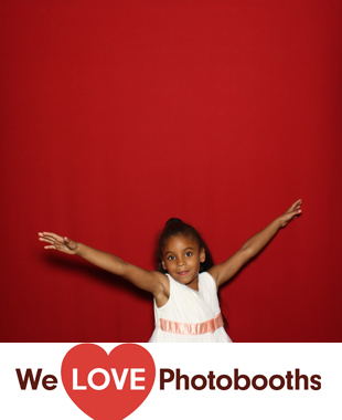 The Tappan Hill Mansion Photo Booth Image