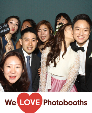 Brooklyn Winery Photo Booth Image