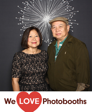 DJ's International Buffet Bar and Grill Photo Booth Image